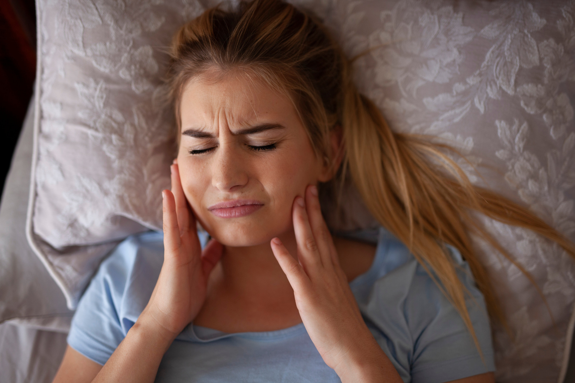 Photo of a woman dealing with Bruxism